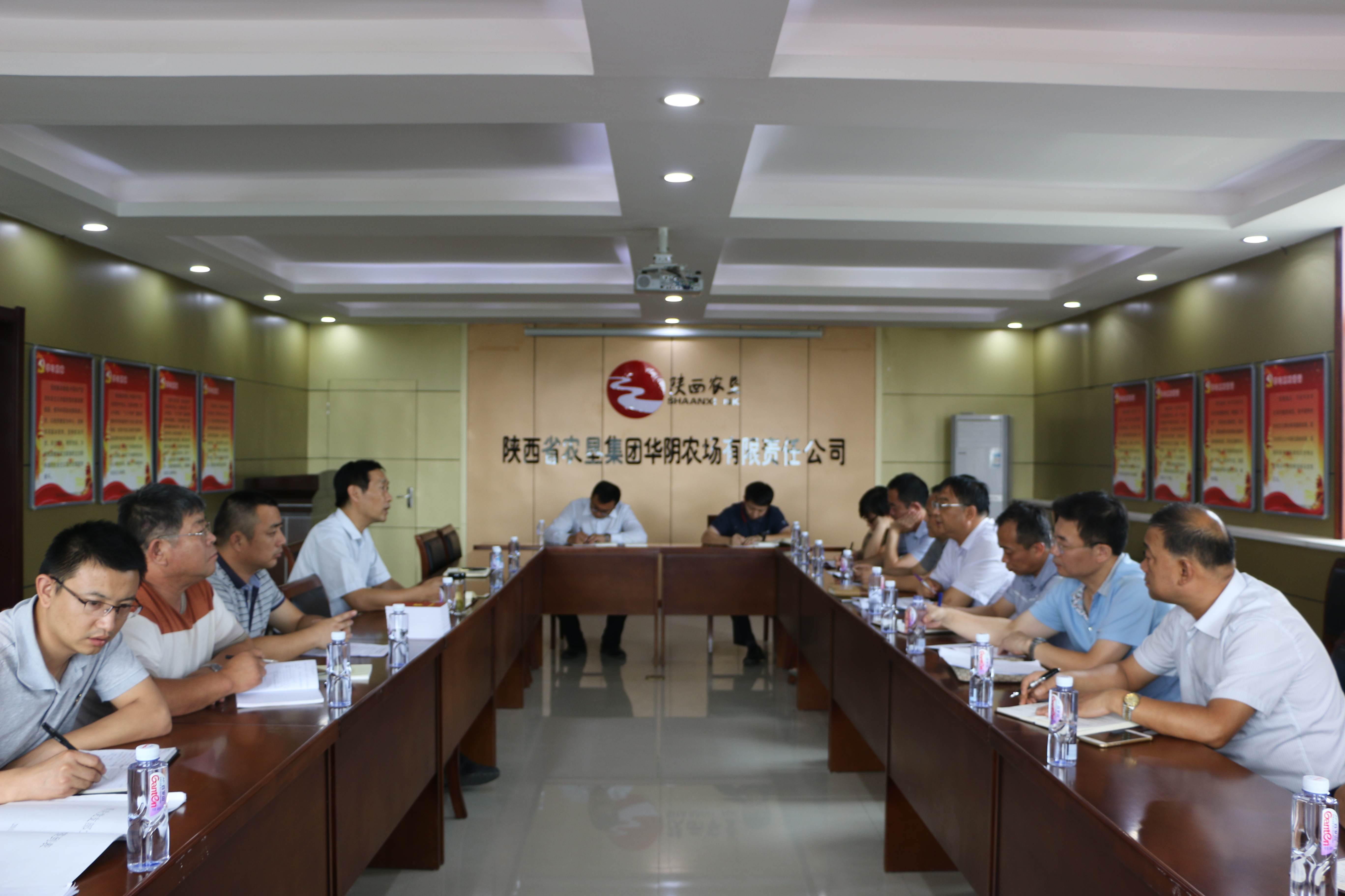 三個來自不同行業(yè)的基層黨支部就“兩學一做”學習教育開展學習交流
